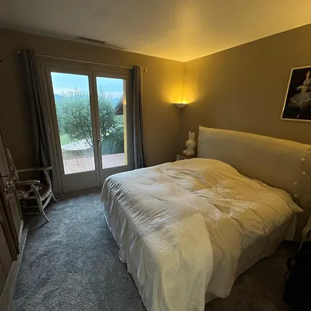 Villa Vue Panoramique, 6 Chambres, Climatisation, Piscine Chauffee * Espalion
